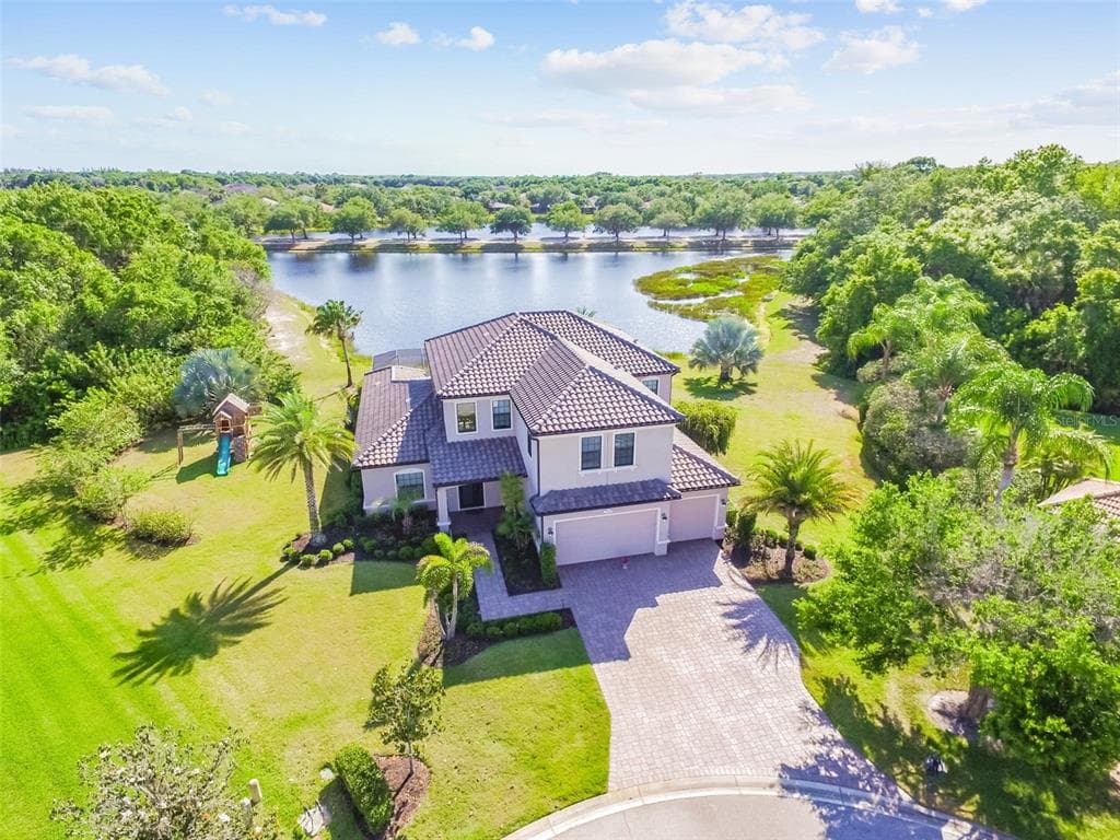 12806 MAGPIE PLACE