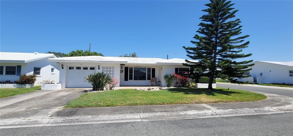 3725 100TH PLACE N unit 3 PINELLAS PARK, FL 33782