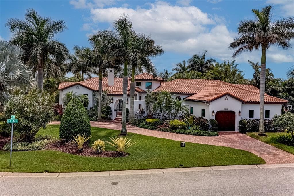 6101 52ND STREET S ST PETERSBURG, FL 33715