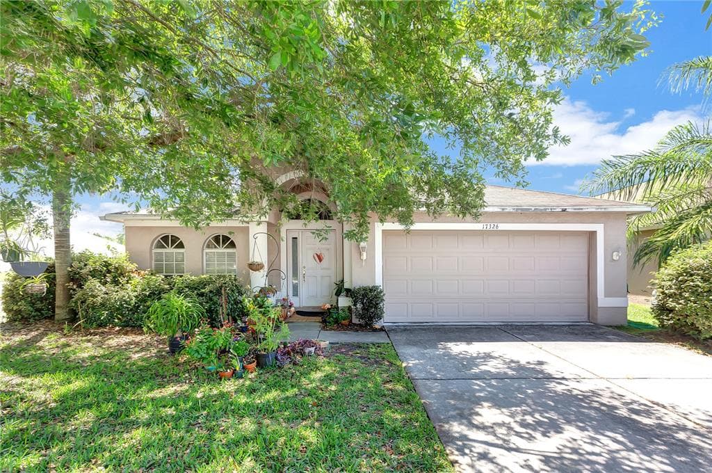 17326 POPPY FIELDS LANE LAND O LAKES, FL 34638