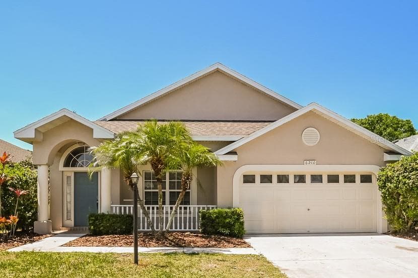 6210 BLACKBERRY LANE LAKEWOOD RANCH, FL 34202