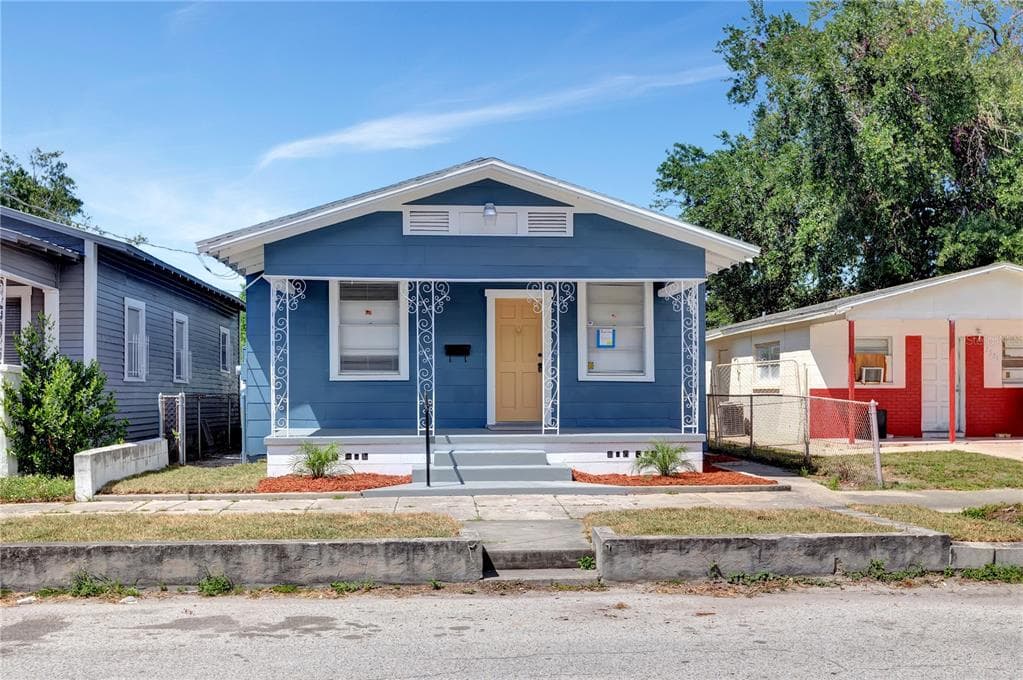 2523 W SPRUCE STREET TAMPA, FL 33607