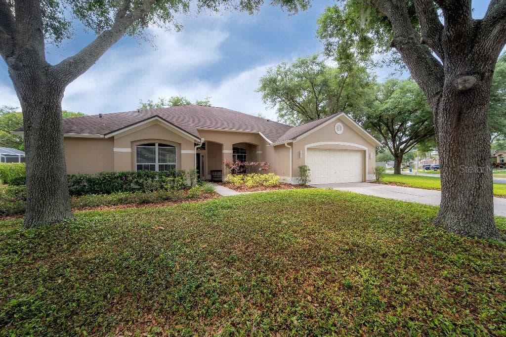 4524 GENTRICE DRIVE VALRICO, FL 33596