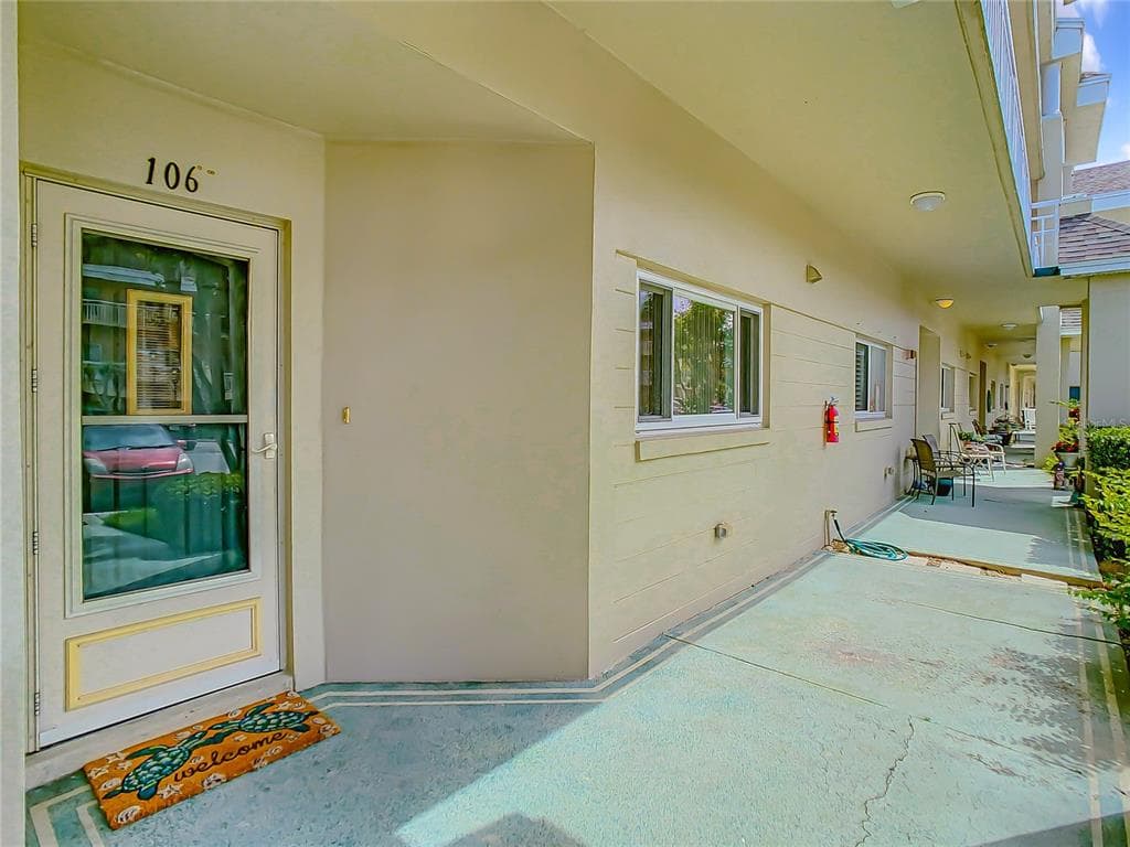 2210 UTOPIAN DRIVE E UNIT 106 CLEARWATER, FL 33763