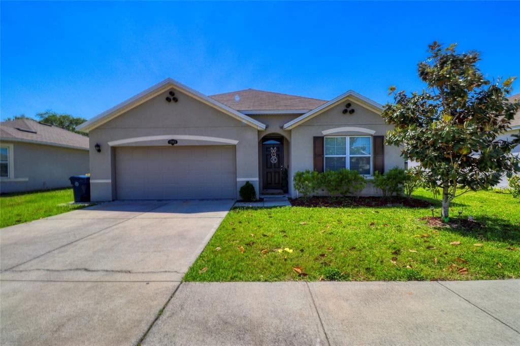 1965 VAN BUREN LOOP AUBURNDALE, FL 33823