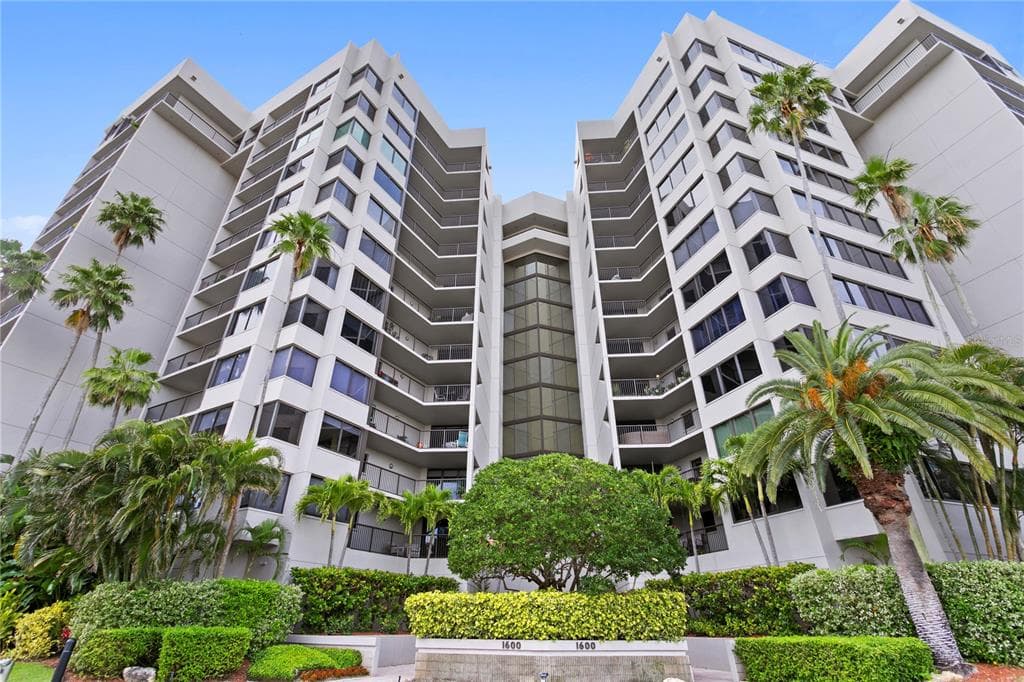 1600 GULF BOULEVARD UNIT 713 CLEARWATER, FL 33767