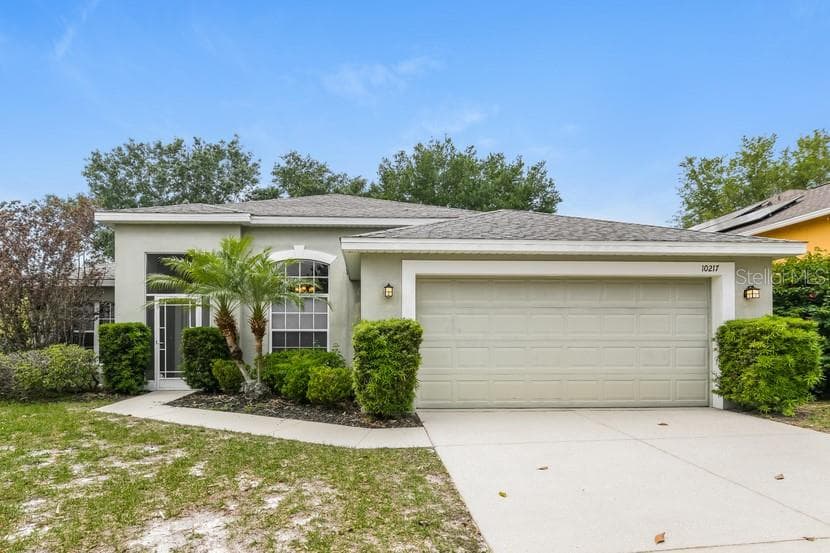 9924 AUTUMN CREEK LANE ORLANDO, FL 32832