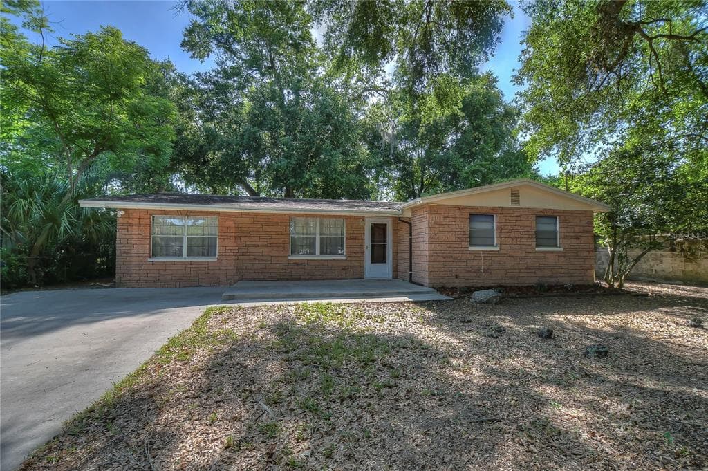 508 SHAMROCK ROAD BRANDON, FL 33511