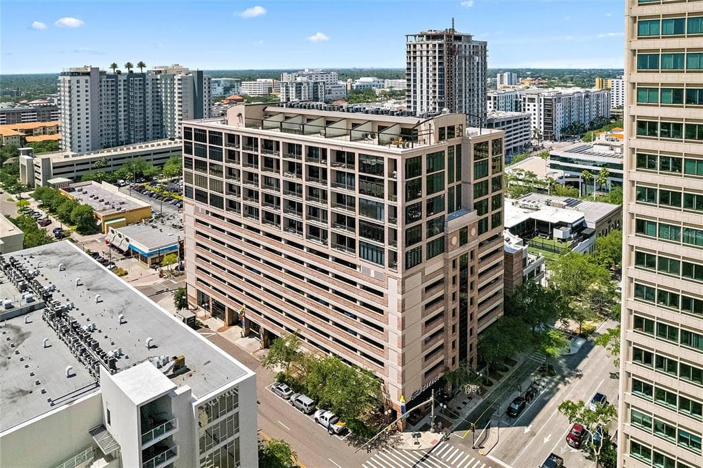 175 2ND STREET S UNIT 1014 ST PETERSBURG, FL 33701