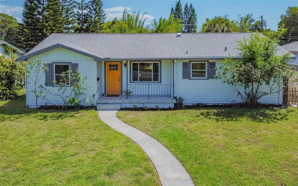 618 40TH AVENUE N ST PETERSBURG, FL 33703