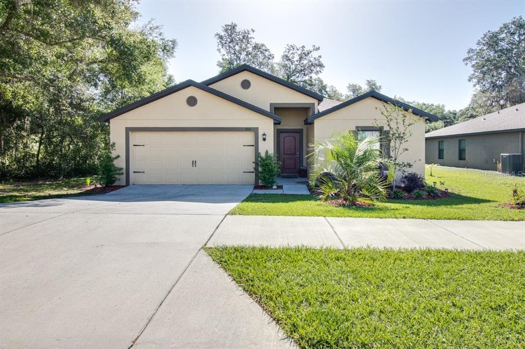 7014 REDBAY DRIVE BROOKSVILLE, FL 34602