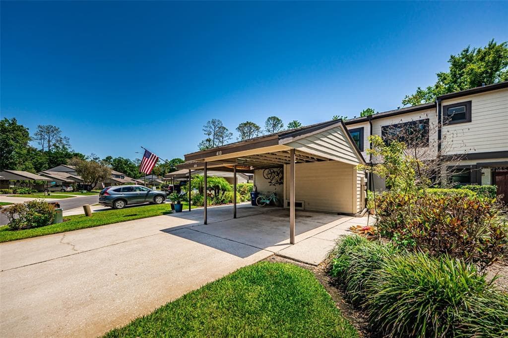 410 WOODS LANDING TRAIL OLDSMAR, FL 34677