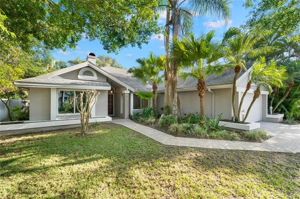 2948 LONGBROOKE WAY CLEARWATER, FL 33760