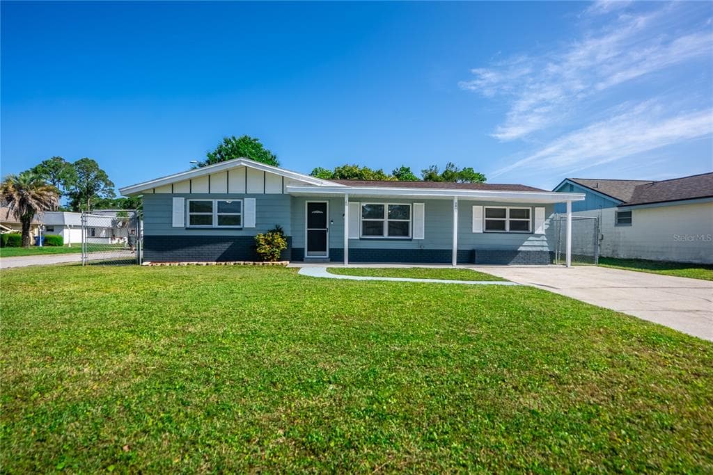 3017 MOOG ROAD HOLIDAY, FL 34691