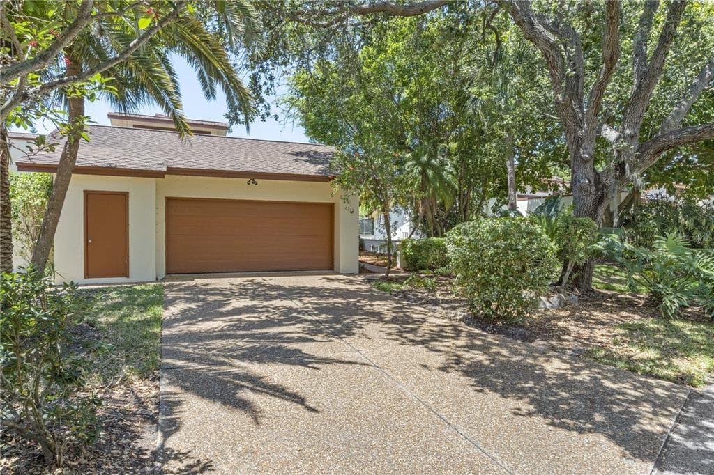 6210 COURTSIDE DRIVE BRADENTON, FL 34210