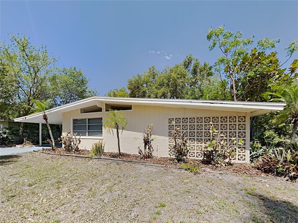 2869 WEBLEY DRIVE LARGO, FL 33771