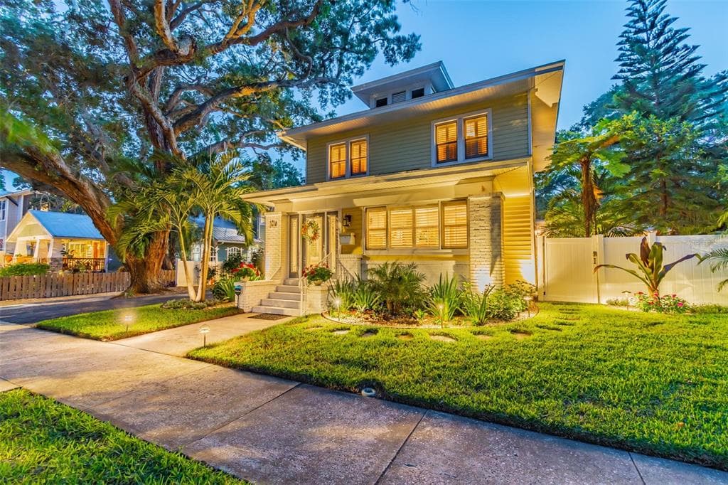 1016 2ND STREET N ST PETERSBURG, FL 33701