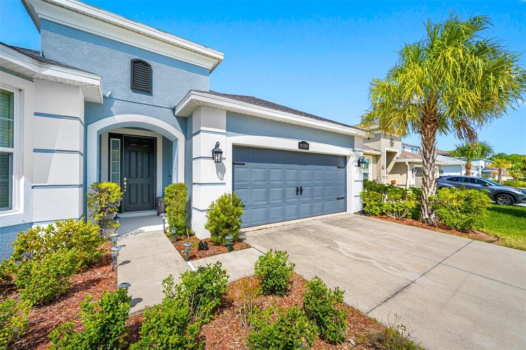 8526 GRAND ASPEN WAY RIVERVIEW, FL 33578