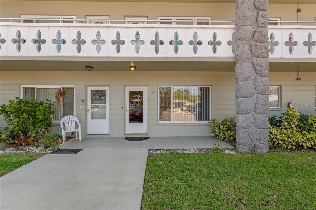 2447 ECUADORIAN WAY UNIT 5 CLEARWATER, FL 33763