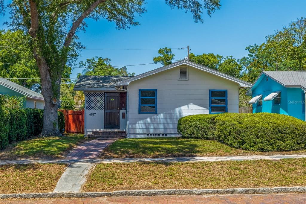 4927 3RD AVENUE N ST PETERSBURG, FL 33710