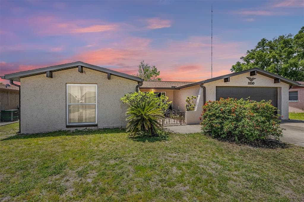 3210 BRIGHT DRIVE HOLIDAY, FL 34691