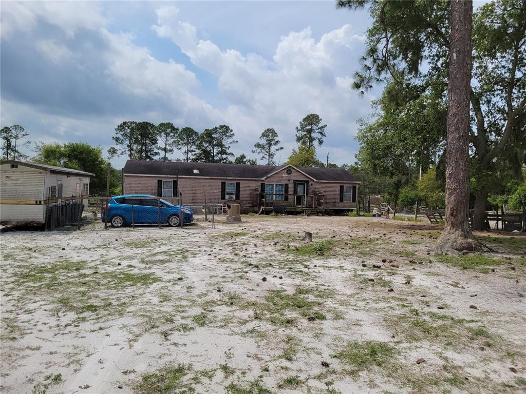 32402 PINE ROAD EUSTIS, FL 32736
