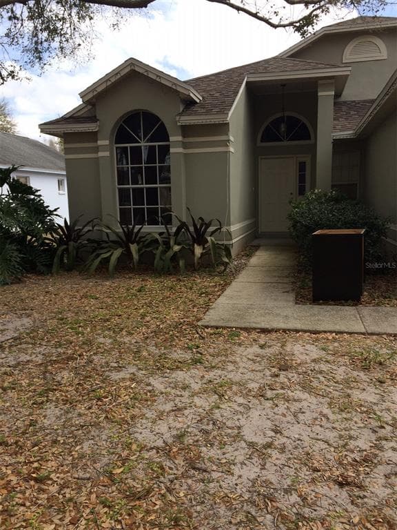11015 PEKING PLACE TAMPA, FL 33624