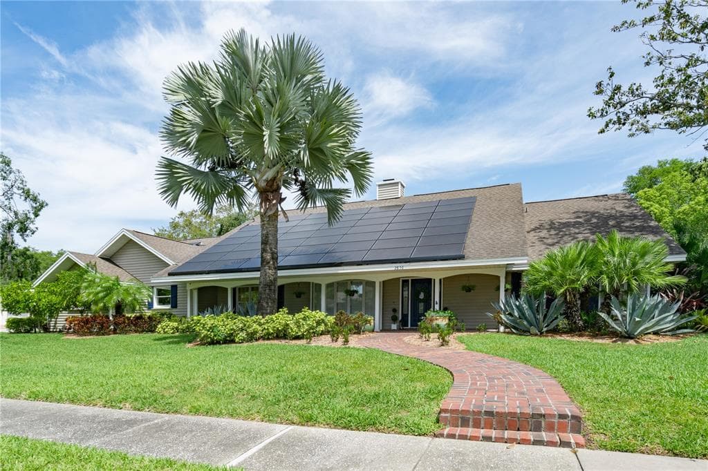 2856 SABER DRIVE CLEARWATER, FL 33759