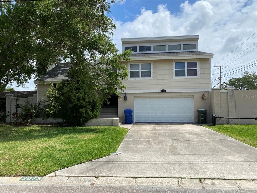 2073 CHURCH CREEK POINT LARGO, FL 33774