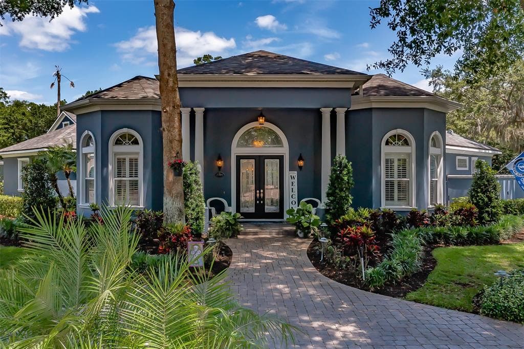 2304 DOVEWOOD ESTATES COURT VALRICO, FL 33594