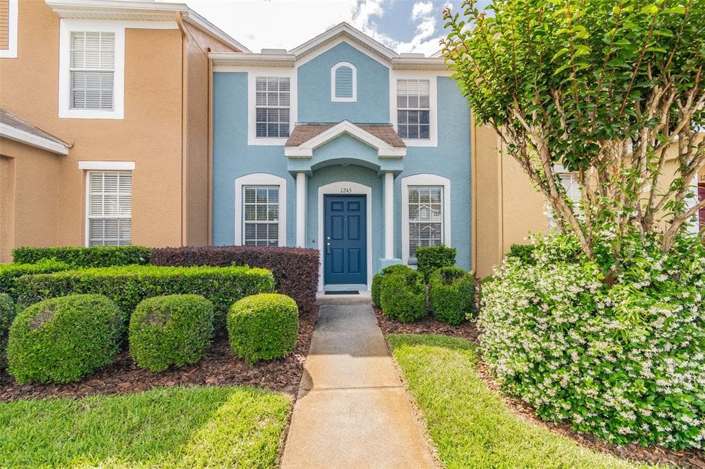 1245 CHARLESWORTH DRIVE WESLEY CHAPEL, FL 33543