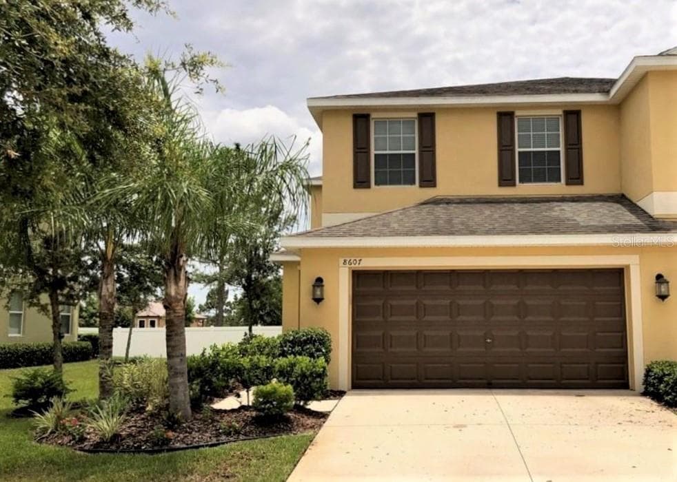 8607 FIDDLELEAF COURT TAMPA, FL 33647