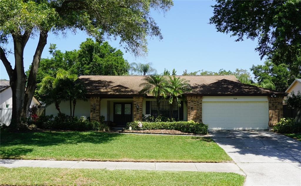 529 WALKER ROAD SAFETY HARBOR, FL 34695