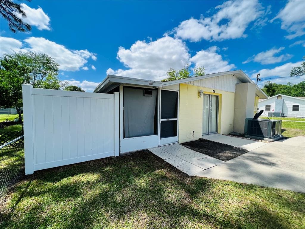 4829 18TH STREET ZEPHYRHILLS, FL 33542