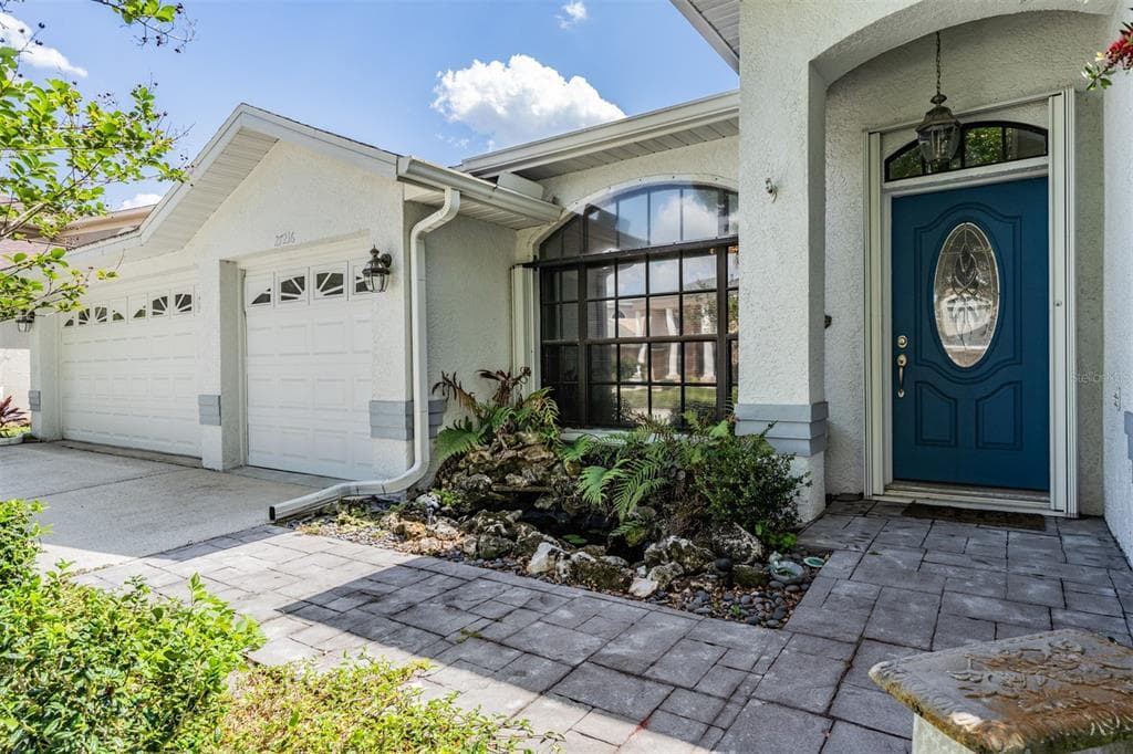 27216 BREAKERS DRIVE WESLEY CHAPEL, FL 33544