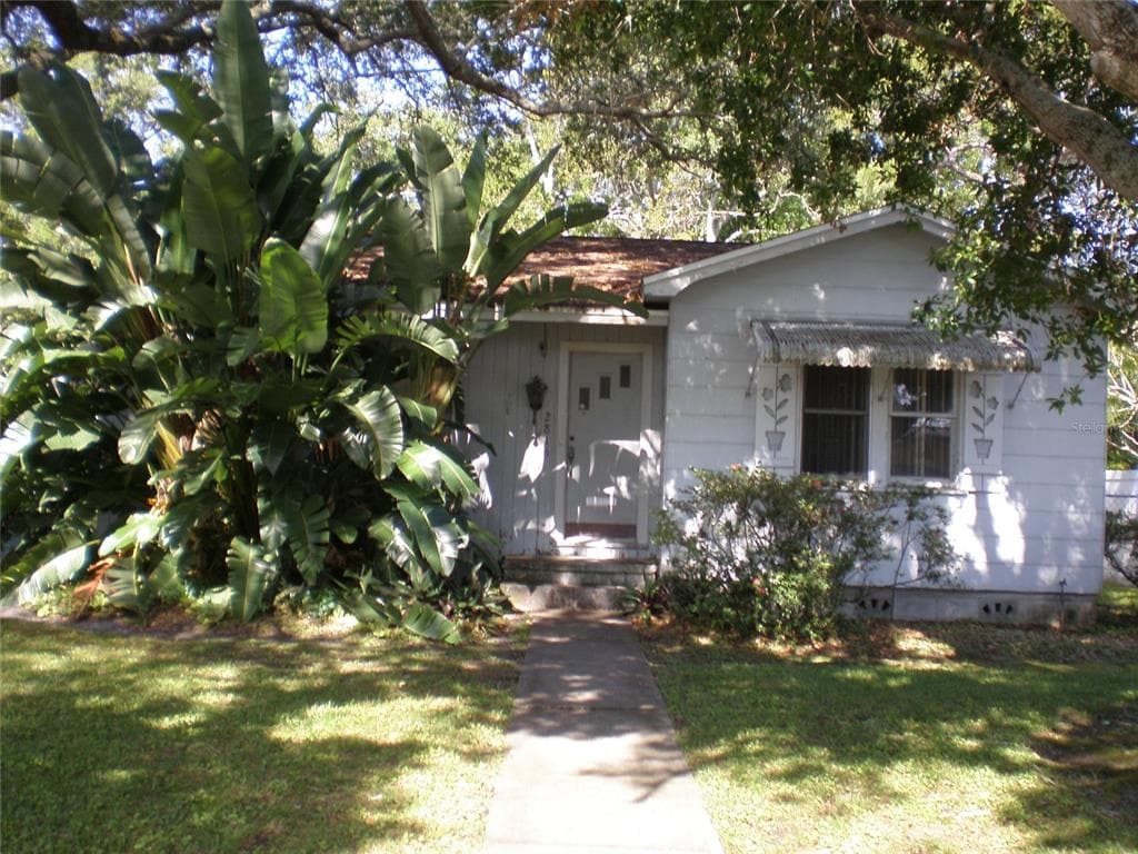 2816 12TH STREET N ST PETERSBURG, FL 33704