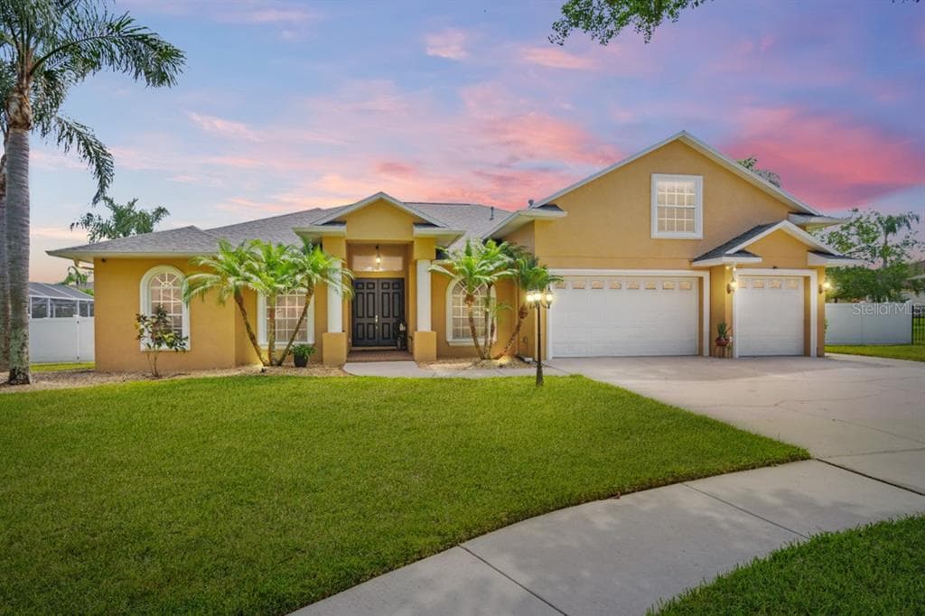 507 ROYAL WOOD COURT VALRICO, FL 33594