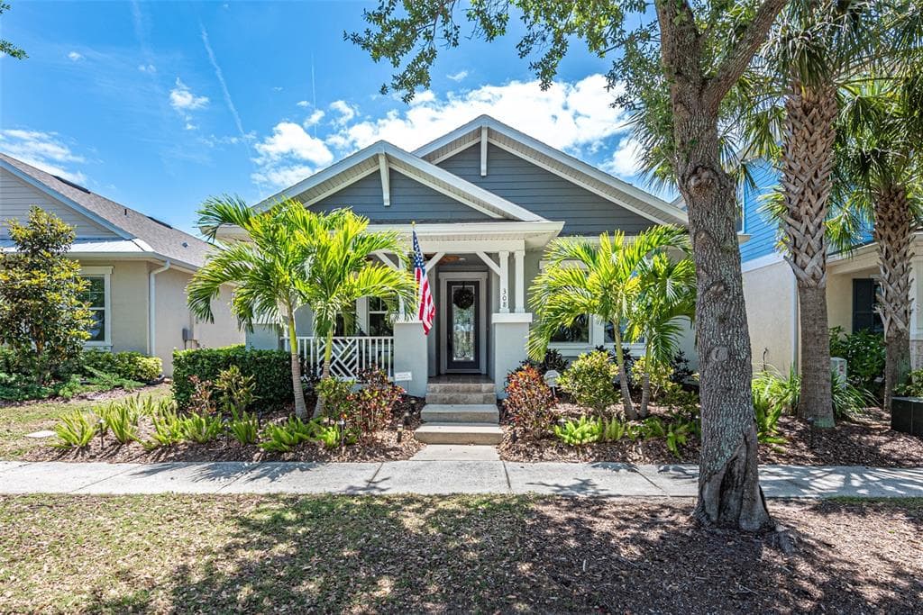 308 WINTERSIDE DRIVE APOLLO BEACH, FL 33572