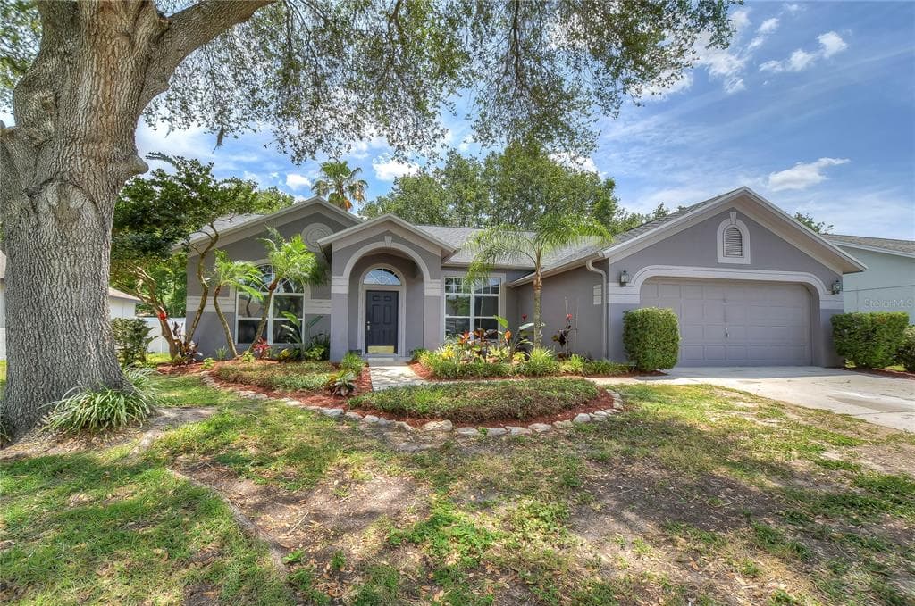 1808 POWDER RIDGE DRIVE VALRICO, FL 33594