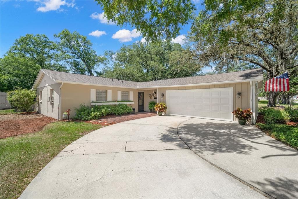 928 ALPINE DRIVE BRANDON, FL 33510