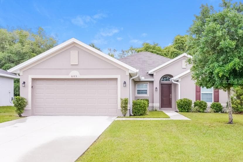 605 BRADLEY WAY FRUITLAND PARK, FL 34731