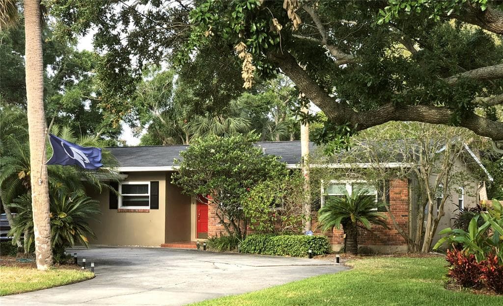 209 S TREASURE DRIVE TAMPA, FL 33609