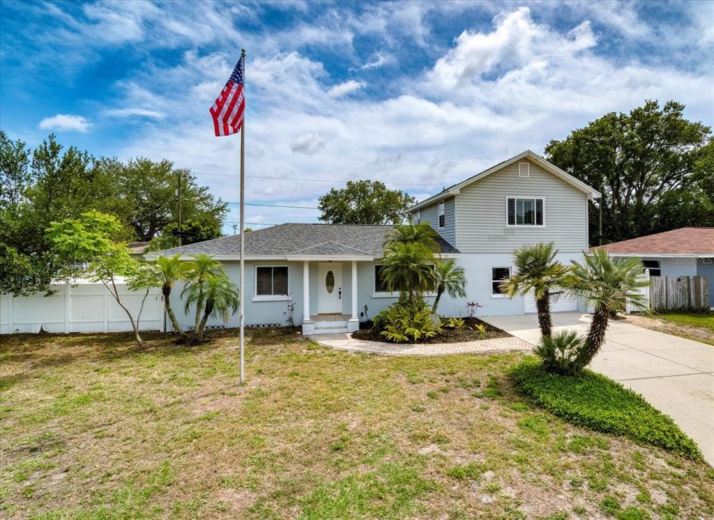 1439 LEMON STREET CLEARWATER, FL 33756