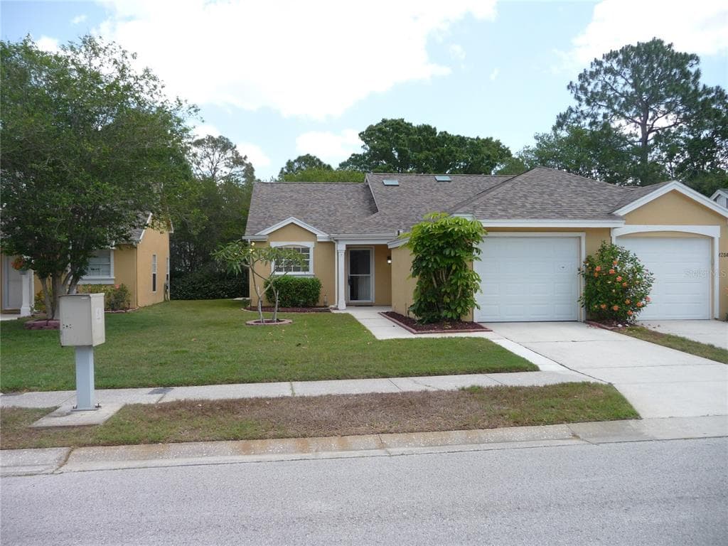 4206 REVERE CIRCLE NEW PORT RICHEY, FL 34653