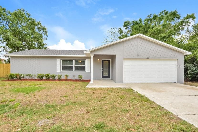 105 SANDPOINT COURT SANFORD, FL 32773