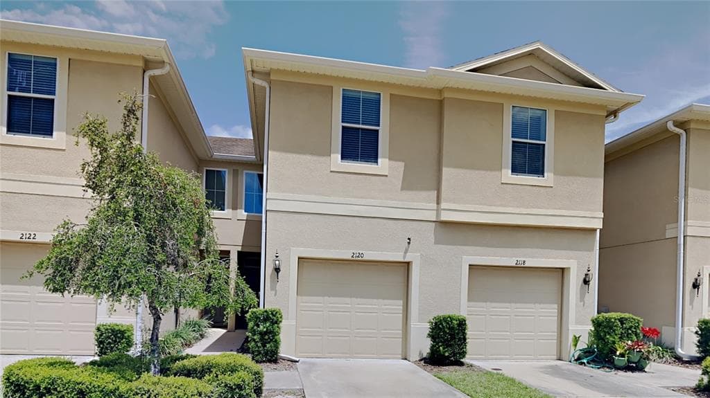 2120 LENNOX DALE LANE BRANDON, FL 33510