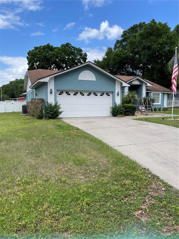 3911 LAUREL BRANCH COURT LAKELAND, FL 33810