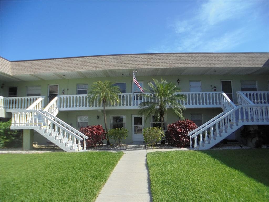 1250 S PINELLAS AVENUE UNIT 810 TARPON SPRINGS, FL 34689