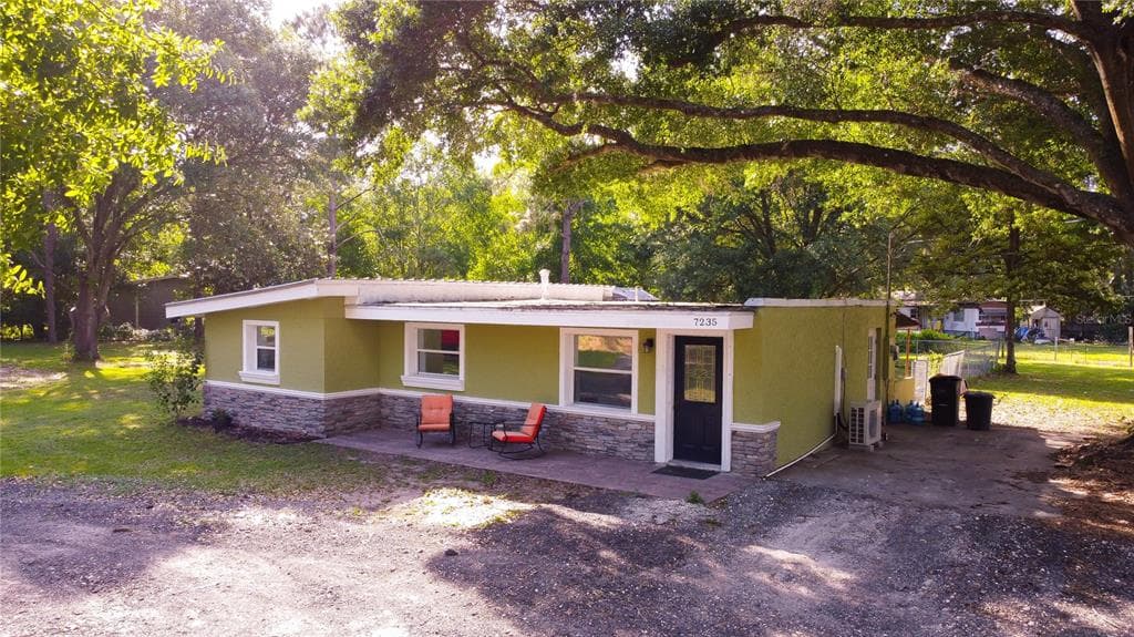7235 ASH STREET ZEPHYRHILLS, FL 33541