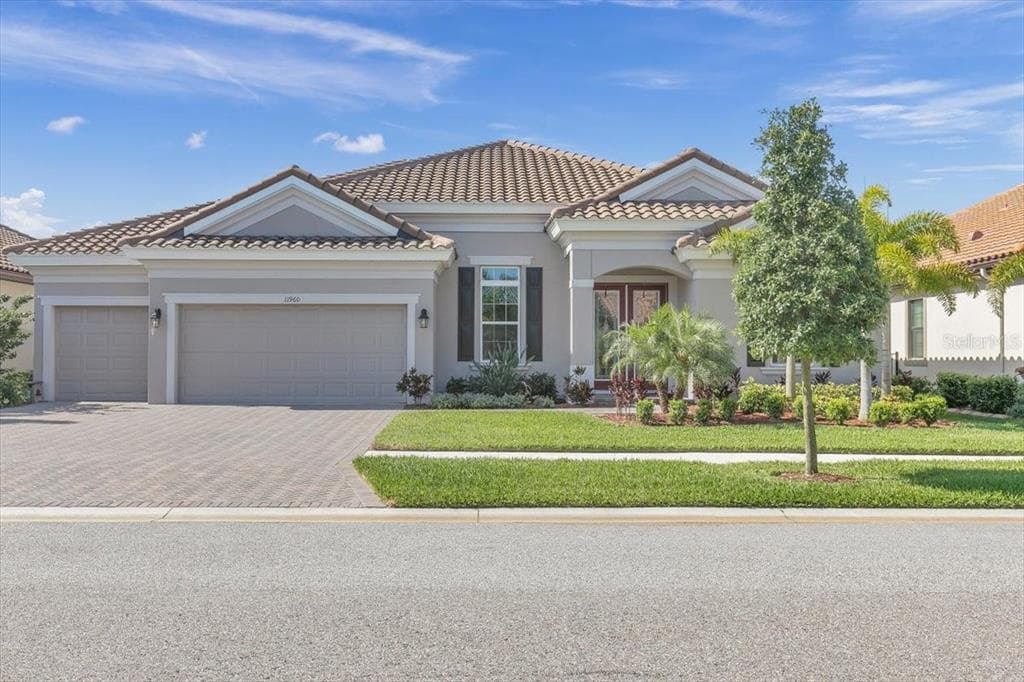 11960 CLIMBING FERN AVENUE RIVERVIEW, FL 33579